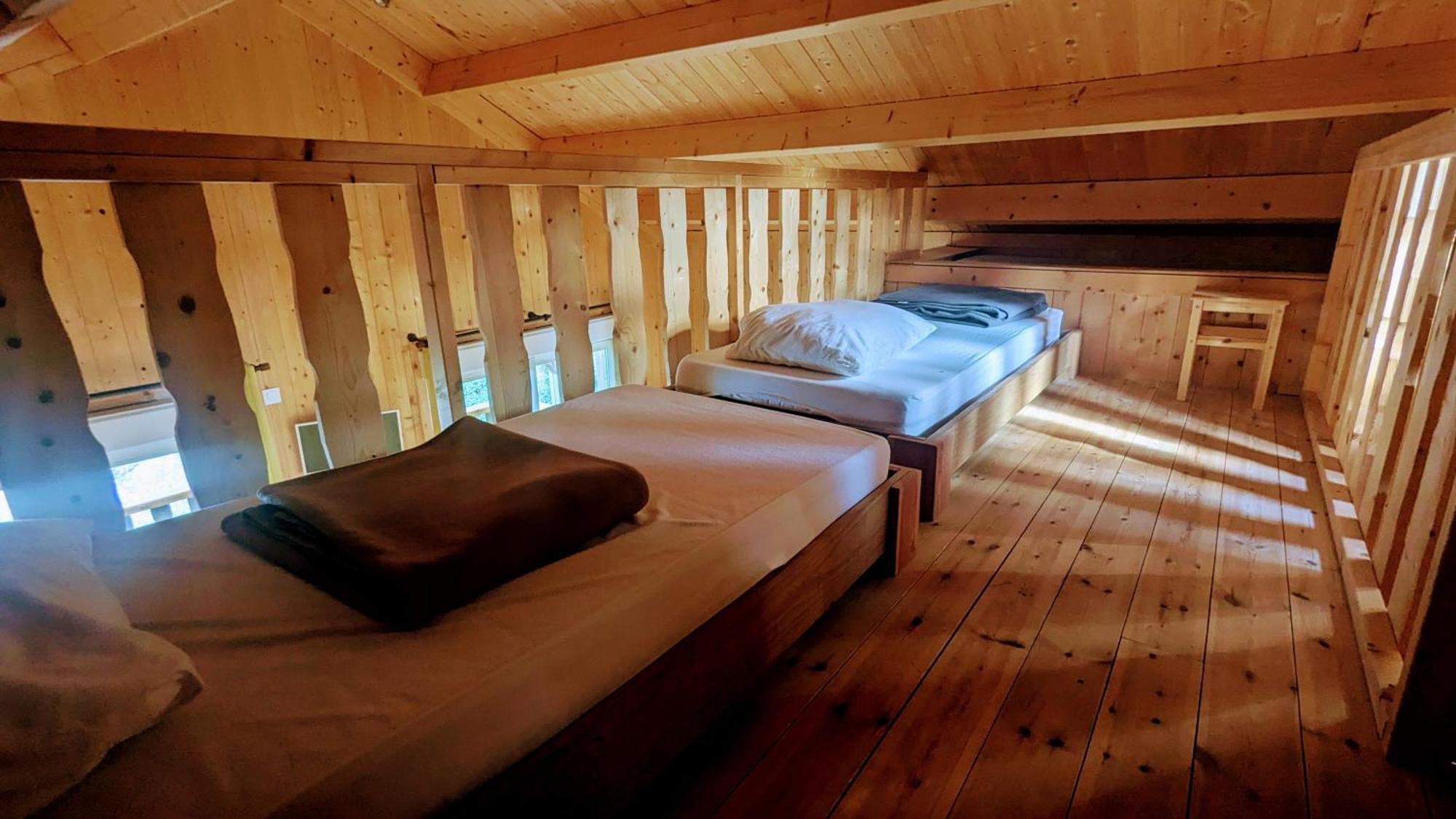 Cabanes Et Lodges Du Belvedere Serrieres-sur-Ain Exterior foto